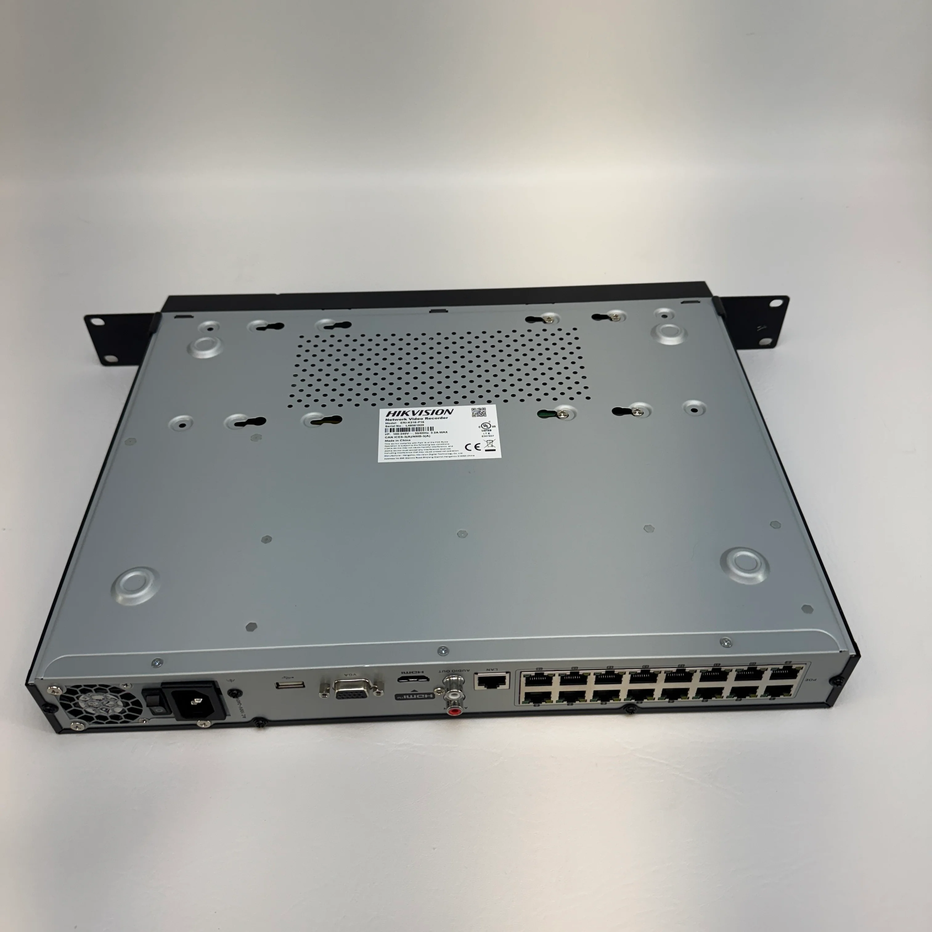 Hikvision Network Video Recorder ERI-K216-P16 - Image 5