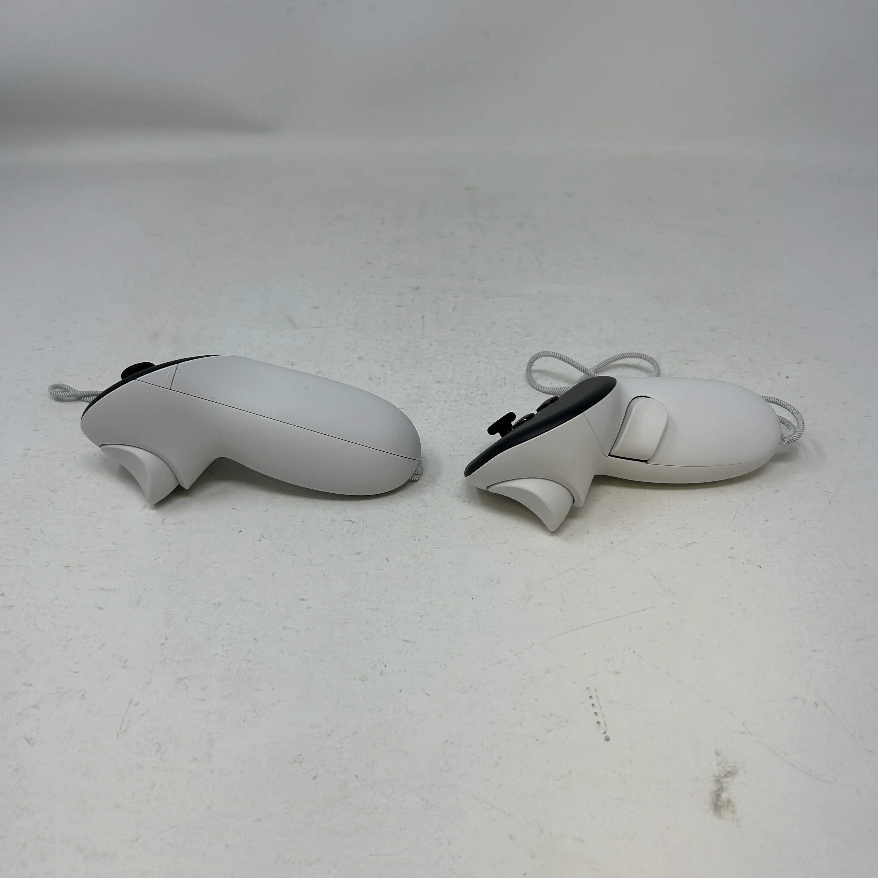 Meta Quest 3S 128GB Standalone All-in-One VR Headset P97 - Image 7