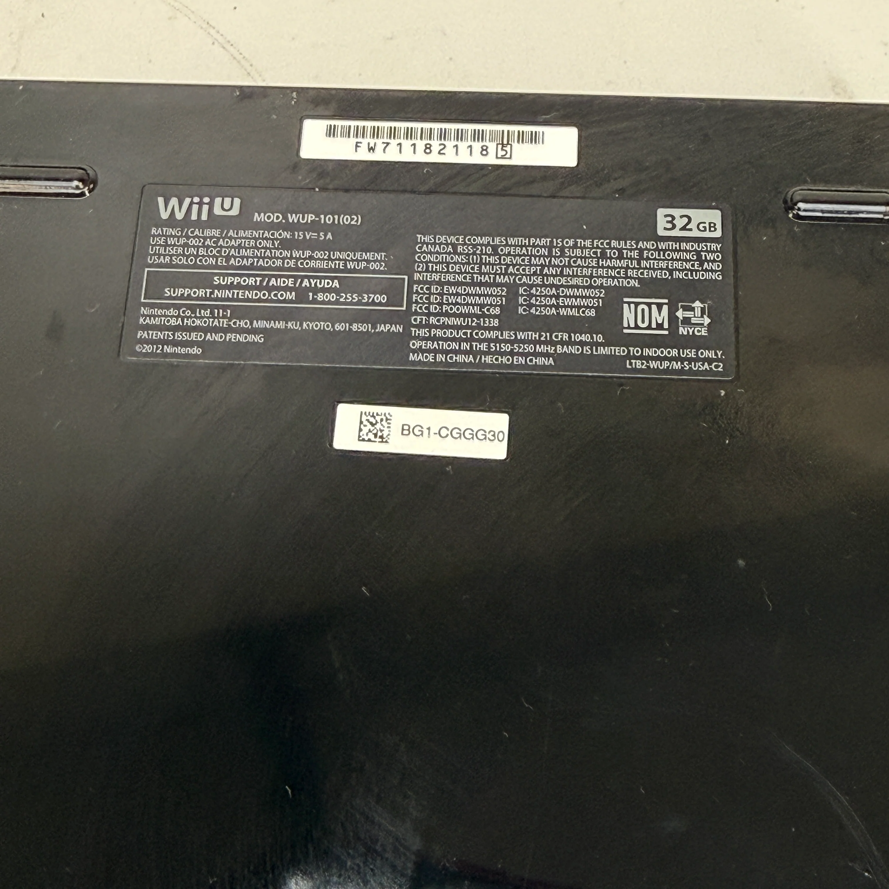 Nintendo Wii U 32GB Black Deluxe Smash Splat Special Edition Bundle - Image 18