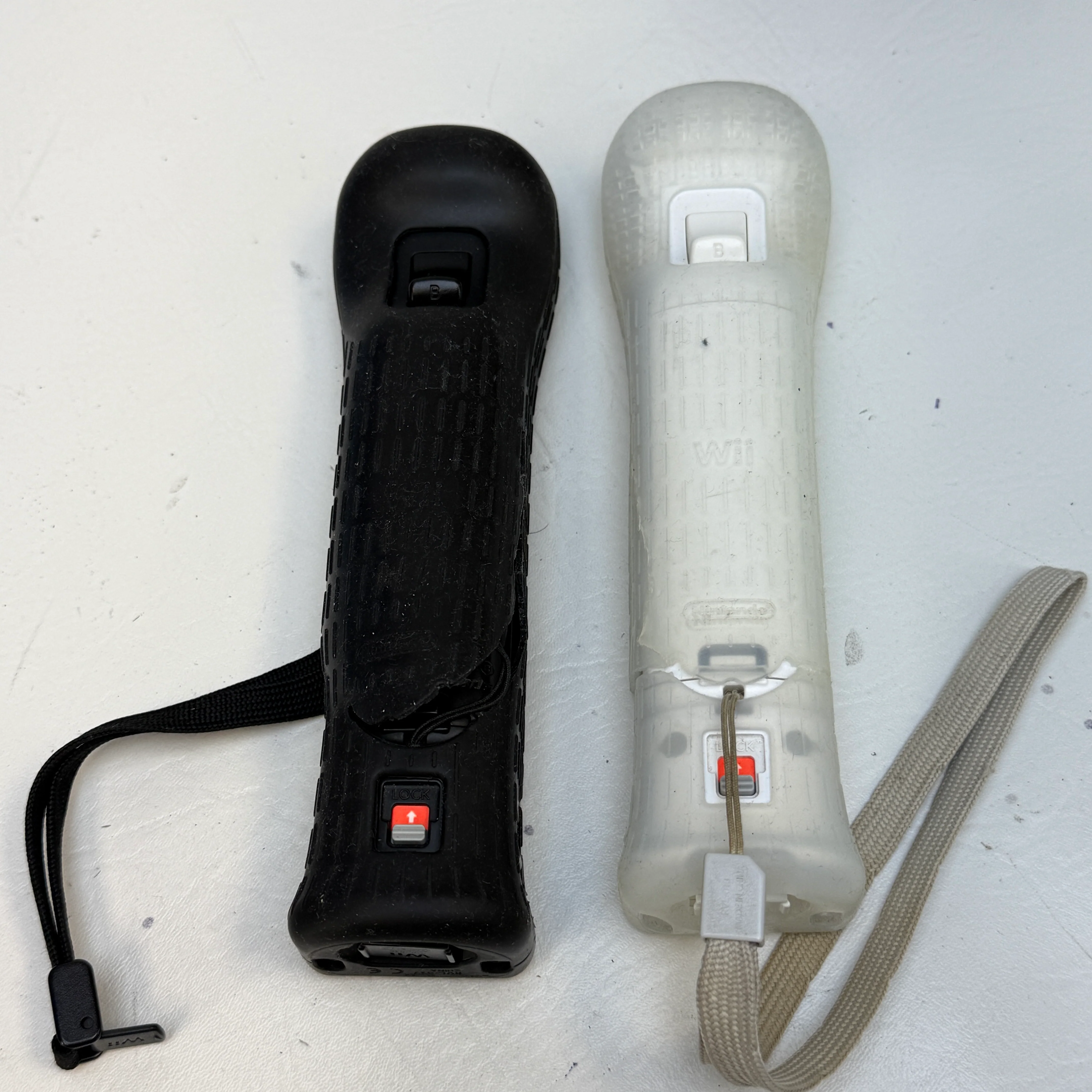 Nintendo Wii U 32GB Black Deluxe Smash Splat Special Edition Bundle - Image 21