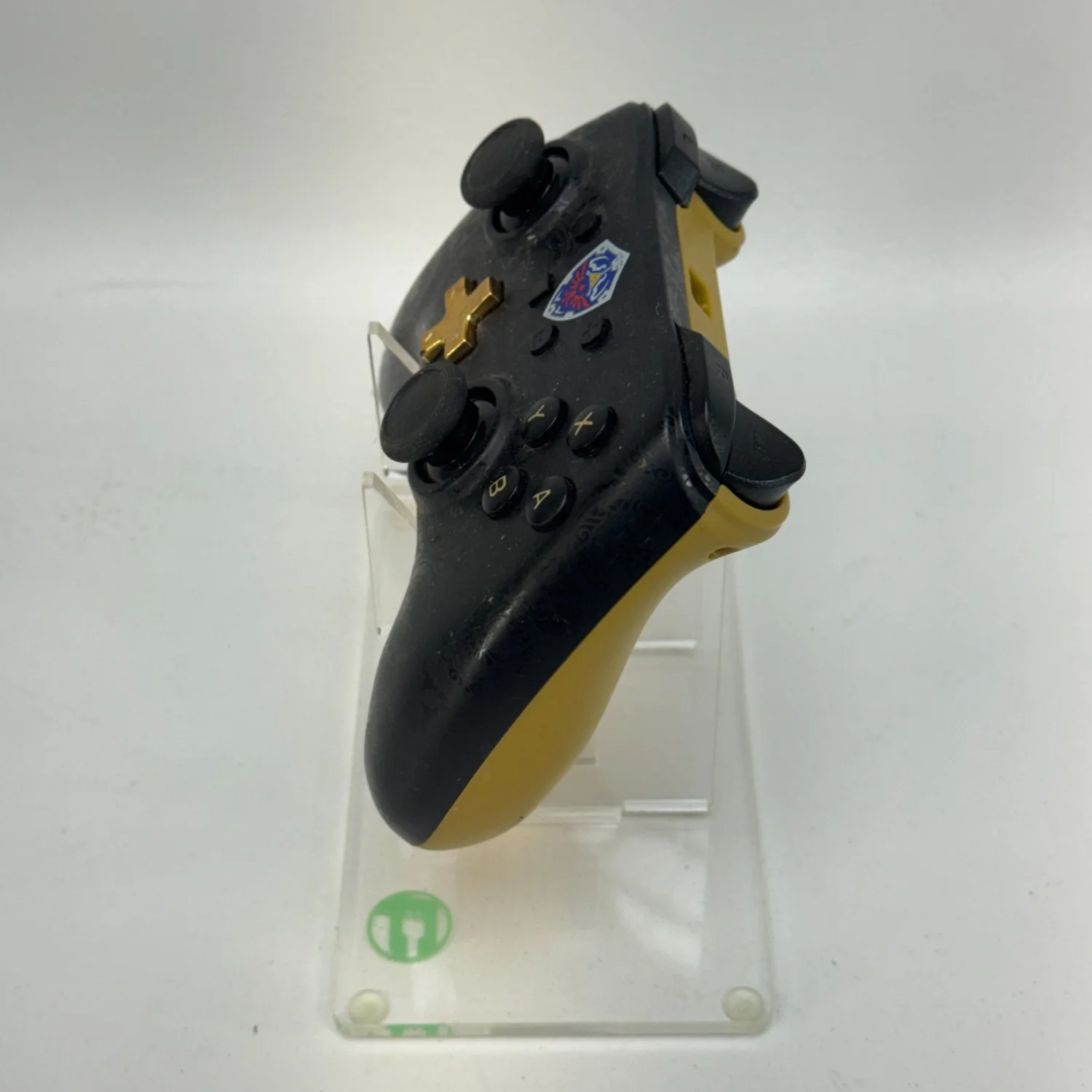 PowerA 1508176-01 Black & Gold For Nintendo Switch - Image 3